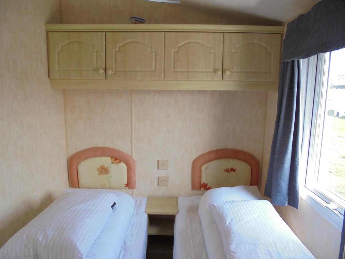Waterside: Waterside Salisbury:- 6 Berth Large Wrap Around Veranda Ingoldmells Exterior photo