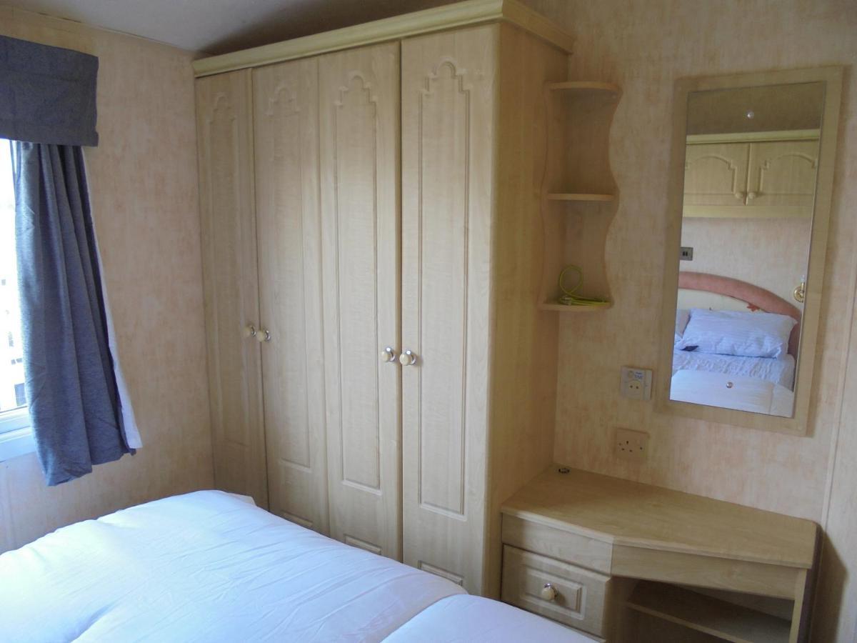 Waterside: Waterside Salisbury:- 6 Berth Large Wrap Around Veranda Ingoldmells Exterior photo